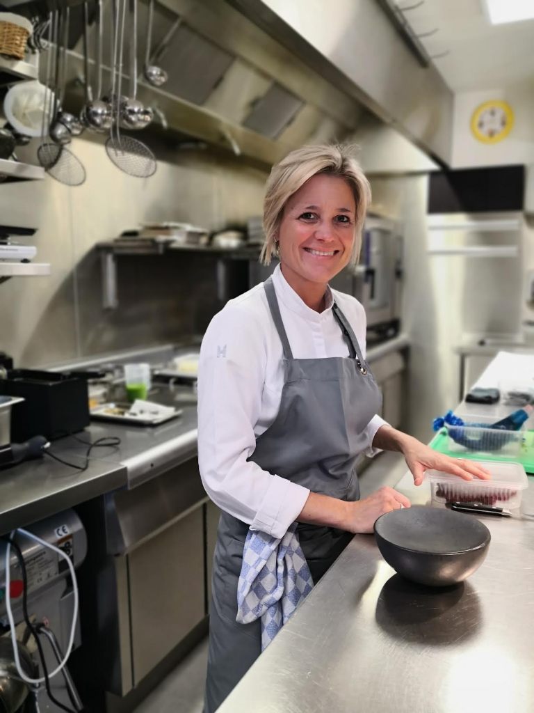 Cécila by Mélanie Englebin, Ottignies-Louvain-la-Neuve, Belgique